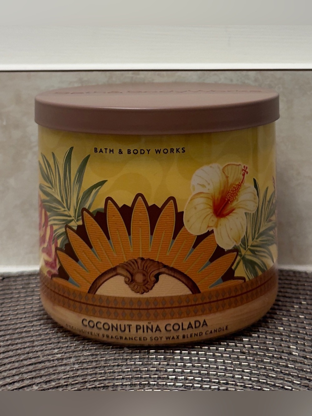 NWT Bath & Body Works Coconut Piña Colada Scented 3-Wick Candle